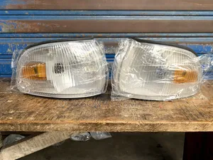 Hyundai H100 1996 Sidelight