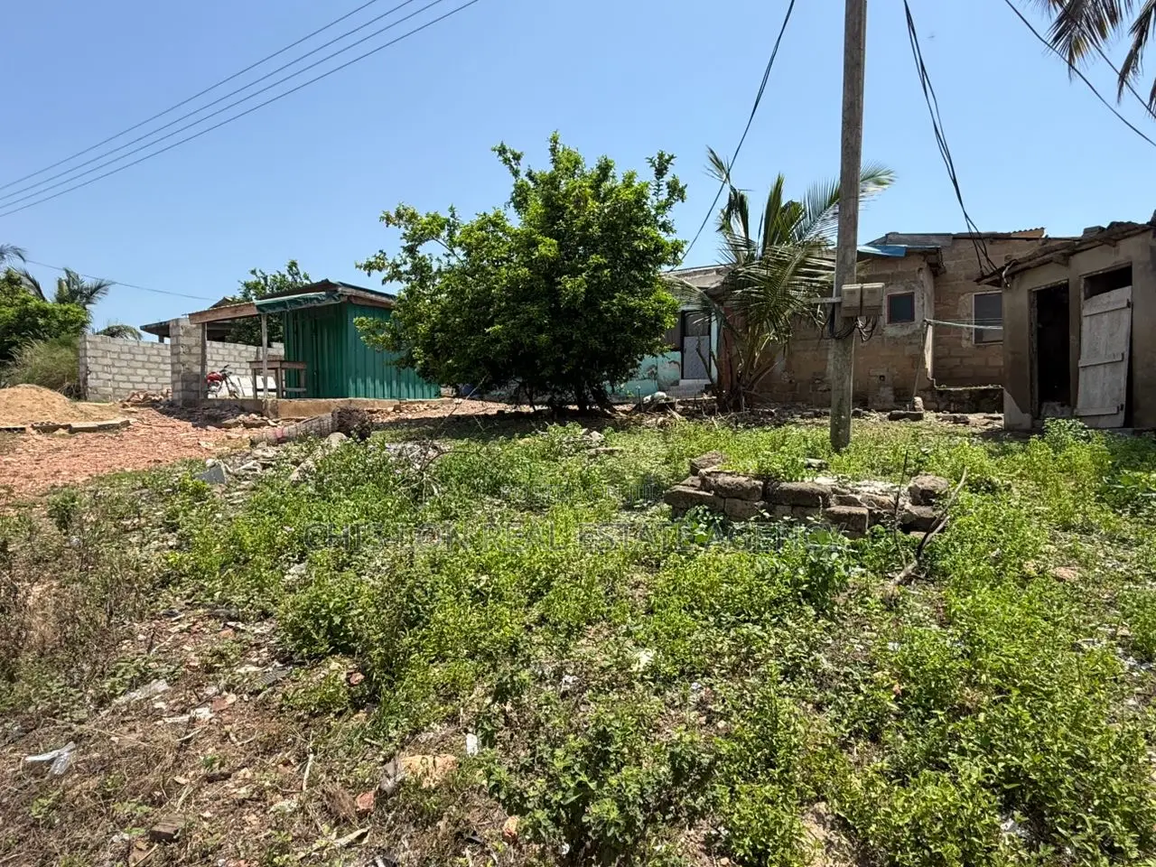 5bdrm House in Gbawe Top Base for sale