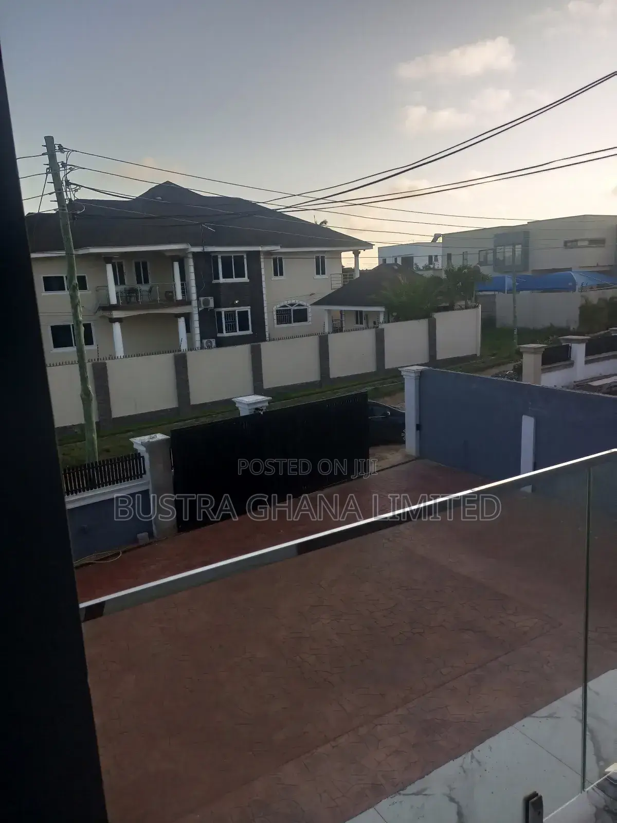 5bdrm Mansion in Sakumono Estate for sale