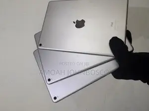 Apple iPad Pro 9.7 (2016) 256 GB Gray
