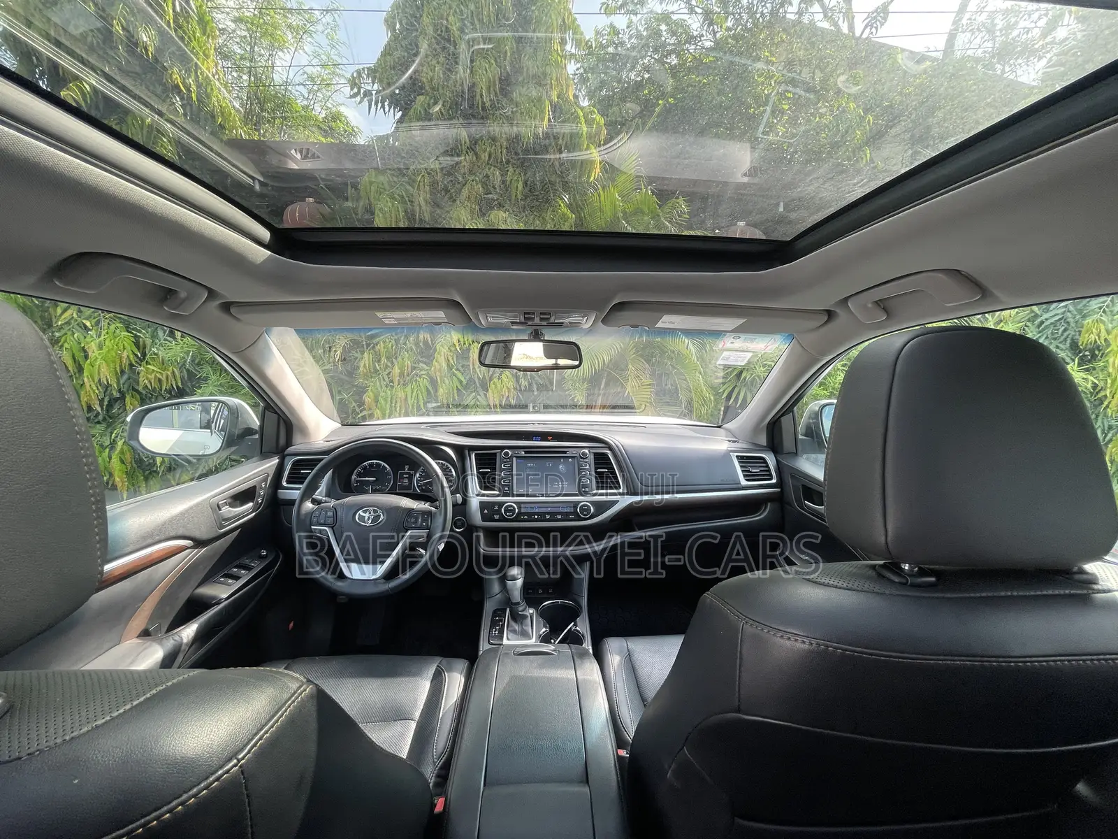 2019 Toyota Highlander, 8 Seater Available for Rent