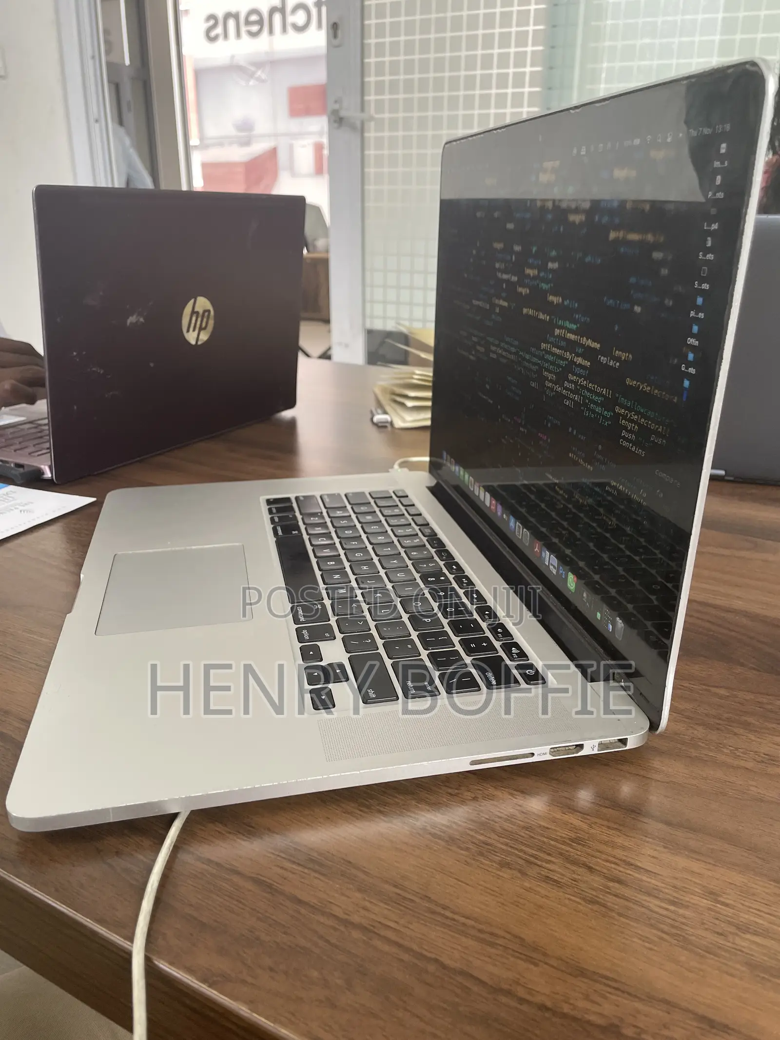 Laptop Apple MacBook Pro 2015 16GB Intel Core i7 SSD 512GB