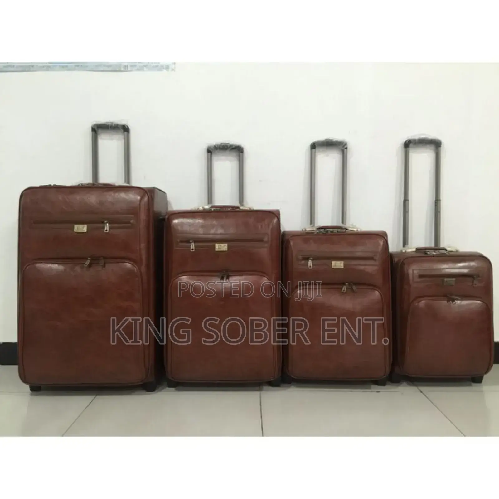 4 Set Of Traveling Bag