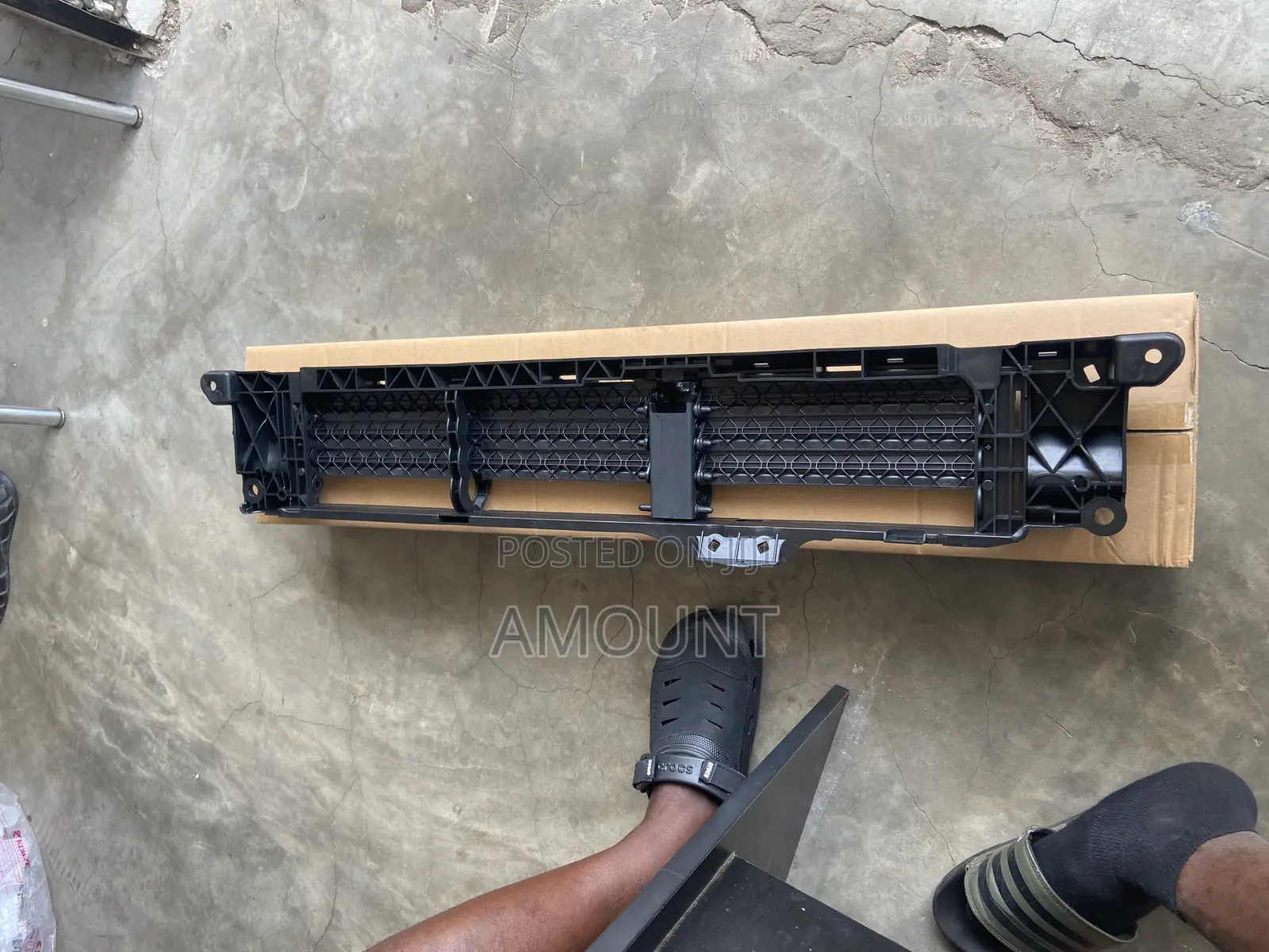 Honda Cr-v 2024 Shutter Grill