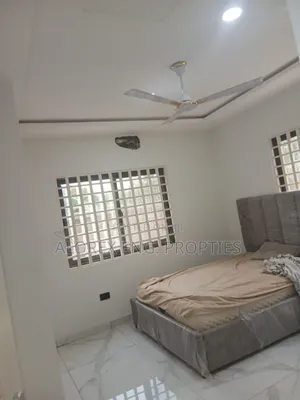 5bdrm House in Ayi Kuma, Dodowa for sale