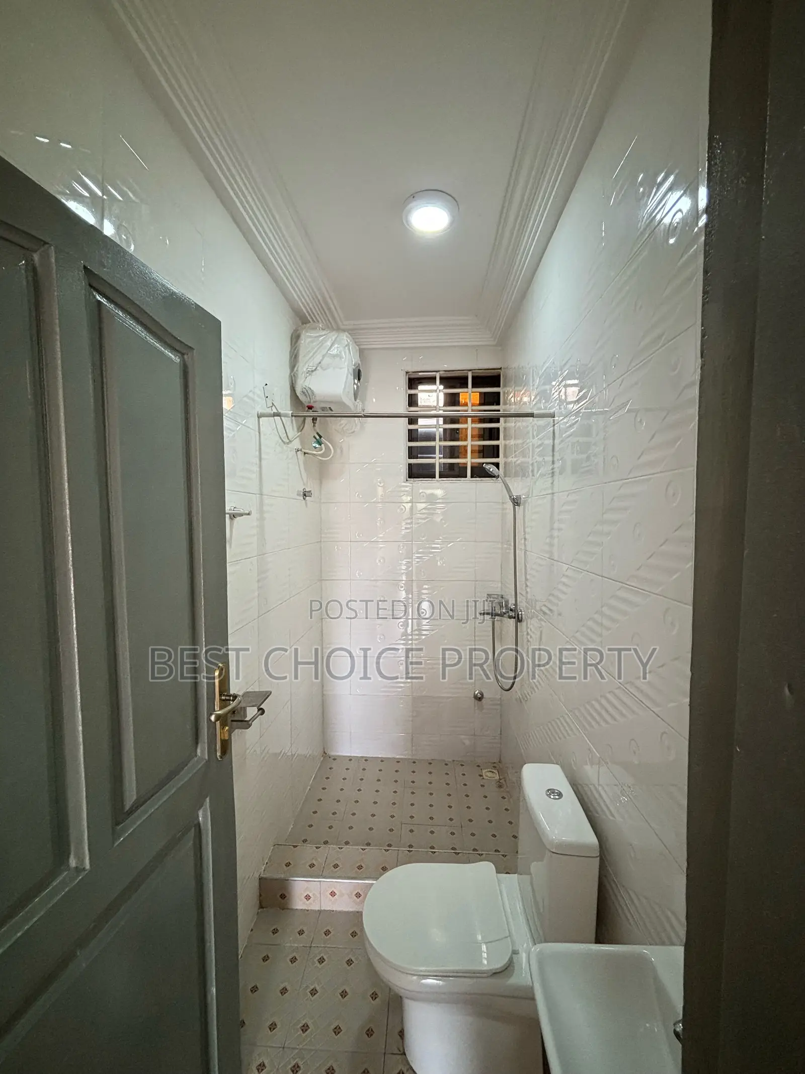 1bdrm Apartment in Last Top, Adenta for rent