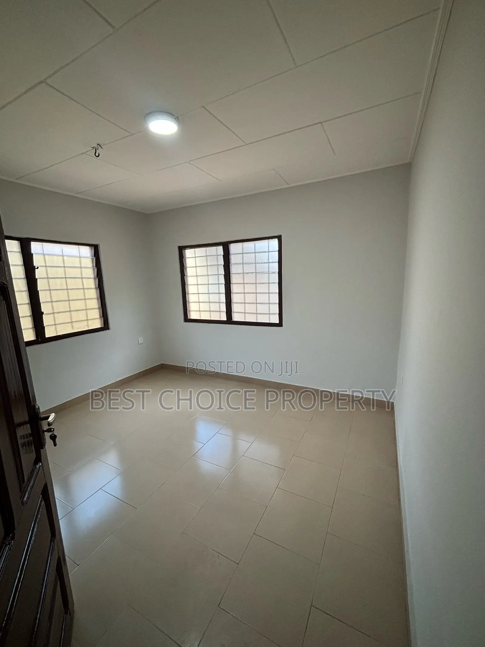 3bdrm Apartment in Frahfraha, Adenta for rent