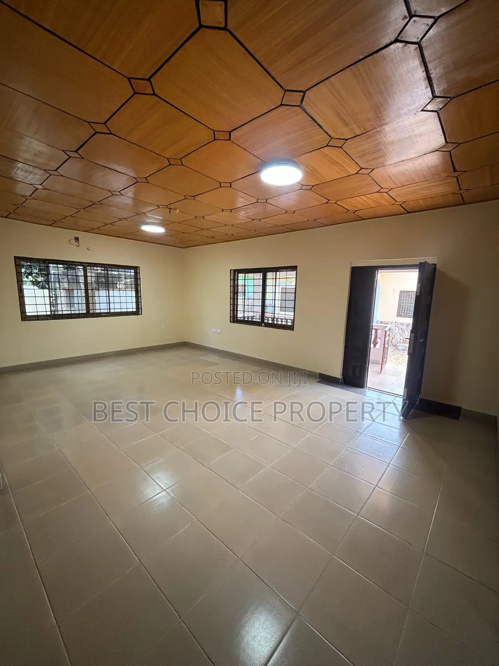 3bdrm Apartment in Frahfraha, Adenta for rent