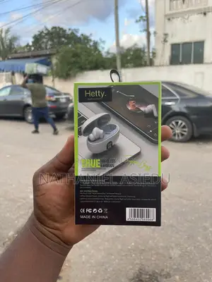 Hetty Ox-07 True Wireless Earbuds.