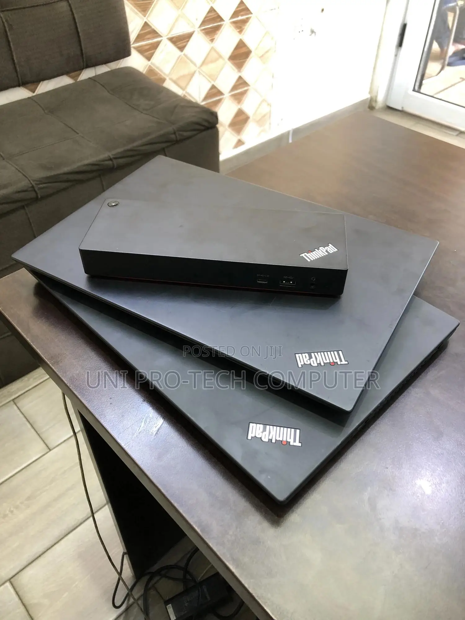 Lenovo Thinkpad Doc 4