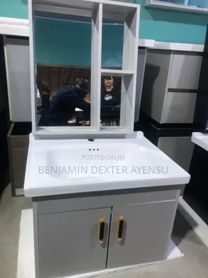 Cabinet Basin 60cm
