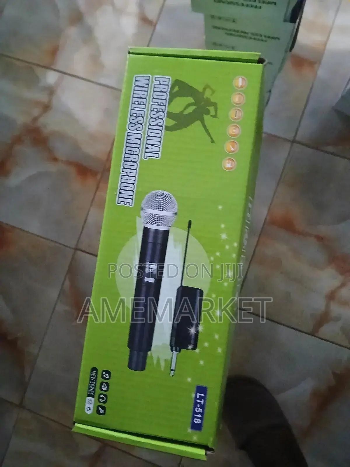 Professional Single Lt508 Rechargeable Wireless Handheld Microphone