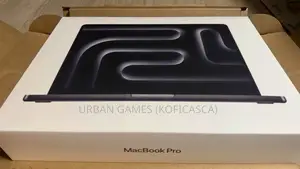 New Laptop Apple MacBook Pro 16GB SSD 512GB