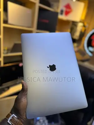 Laptop Apple MacBook Pro 16GB Intel Core I5 SSD 512GB