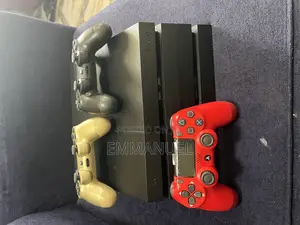 Playstation 4 500gb | 8 Games Installed