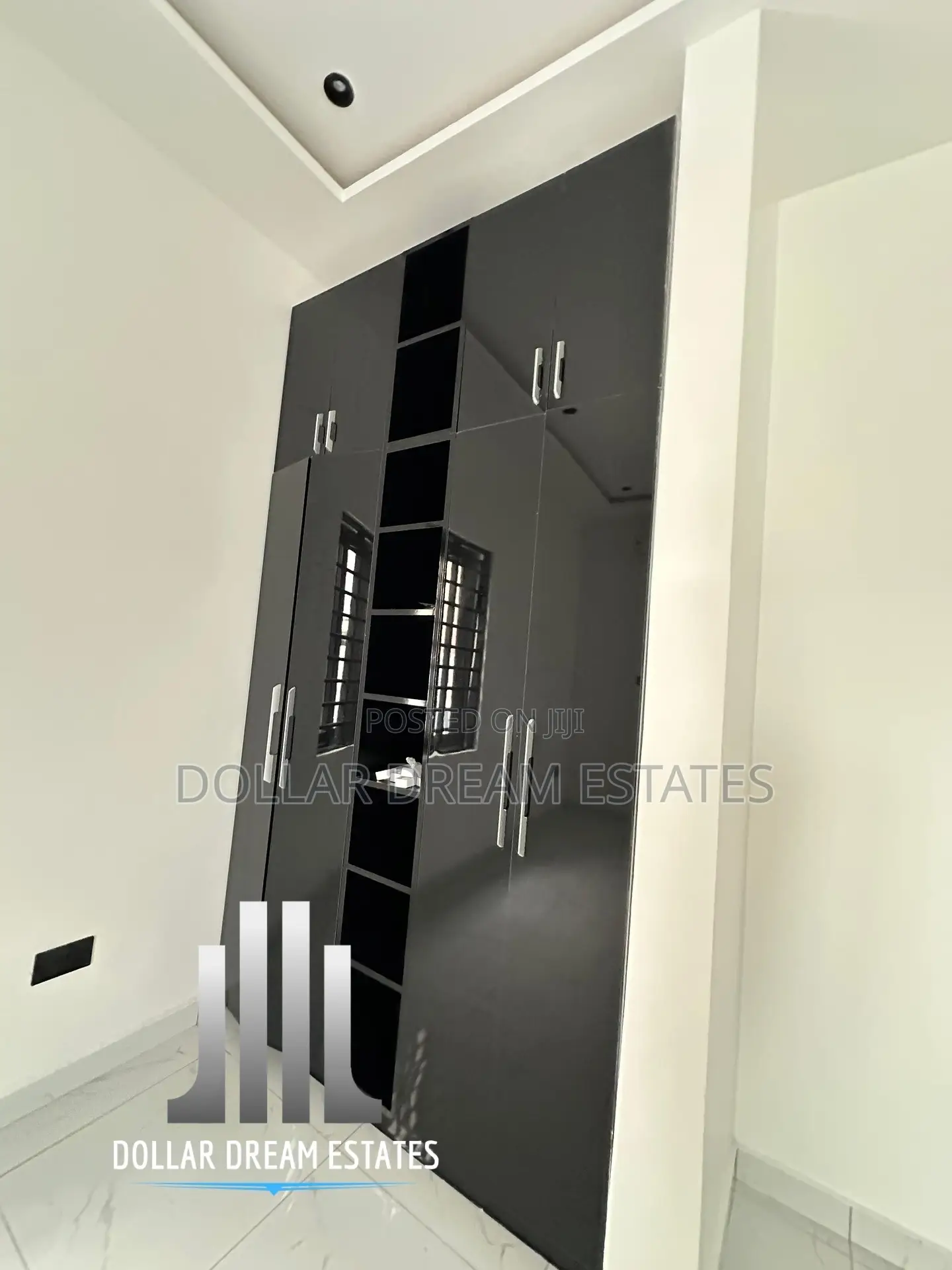 3bdrm House in Adenta for sale