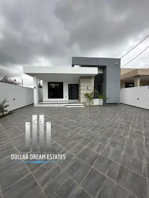 3bdrm House in Adenta for sale