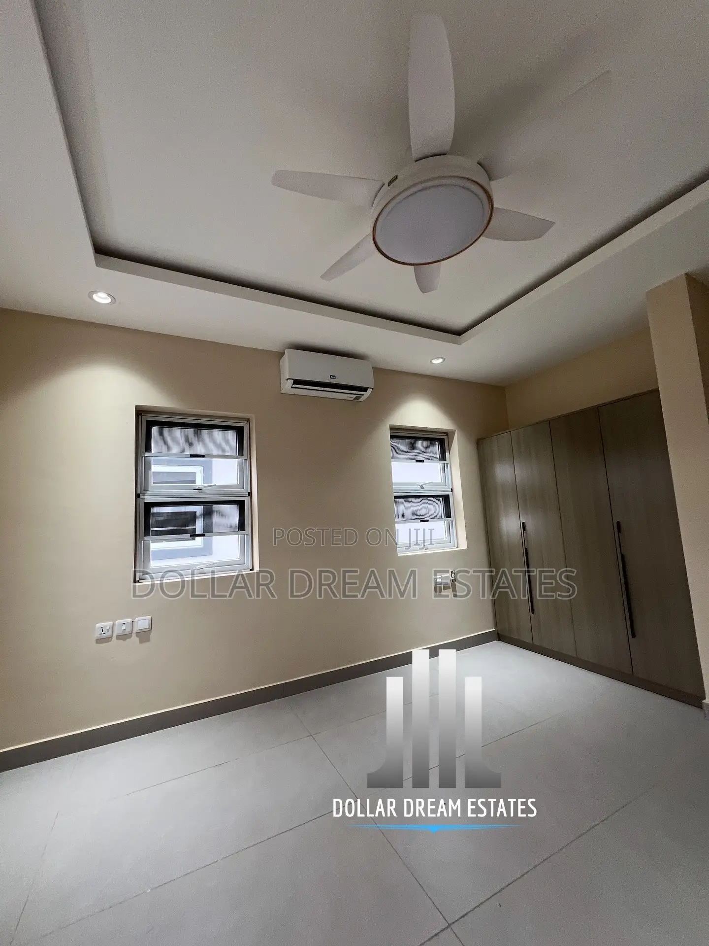 4bdrm House in Lake Side Estate for sale