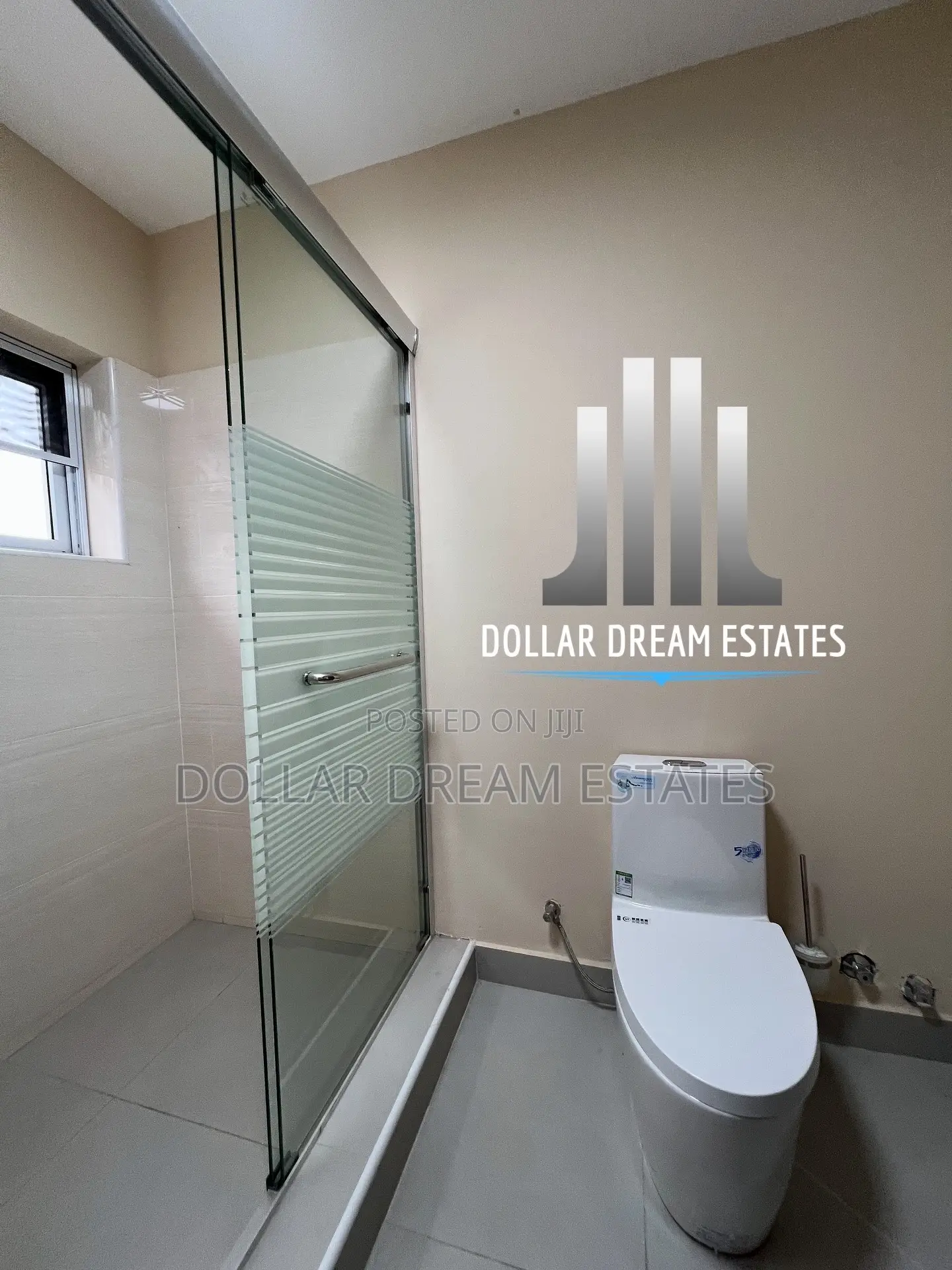 4bdrm House in Lake Side Estate for sale