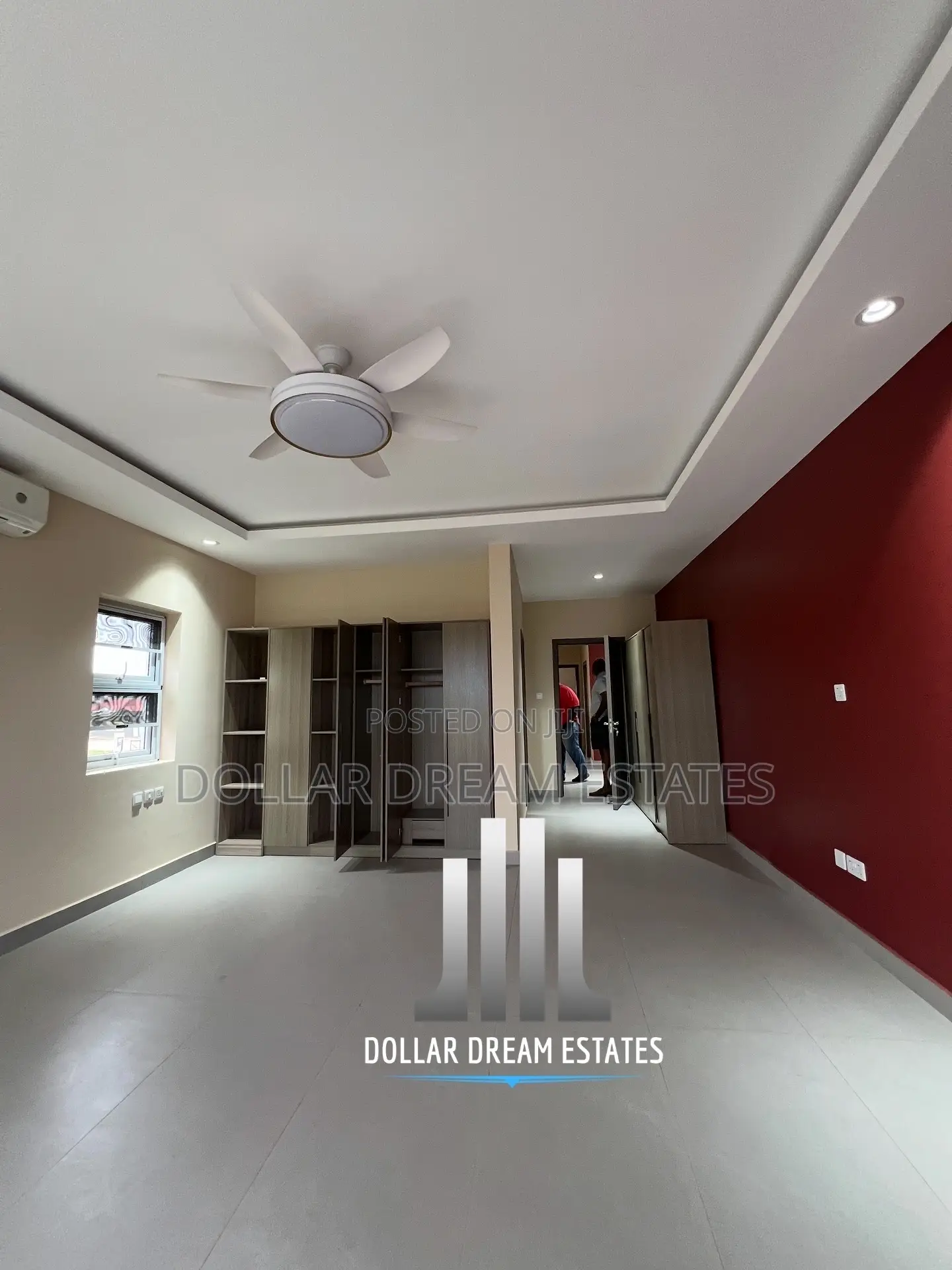 4bdrm House in Lake Side Estate for sale