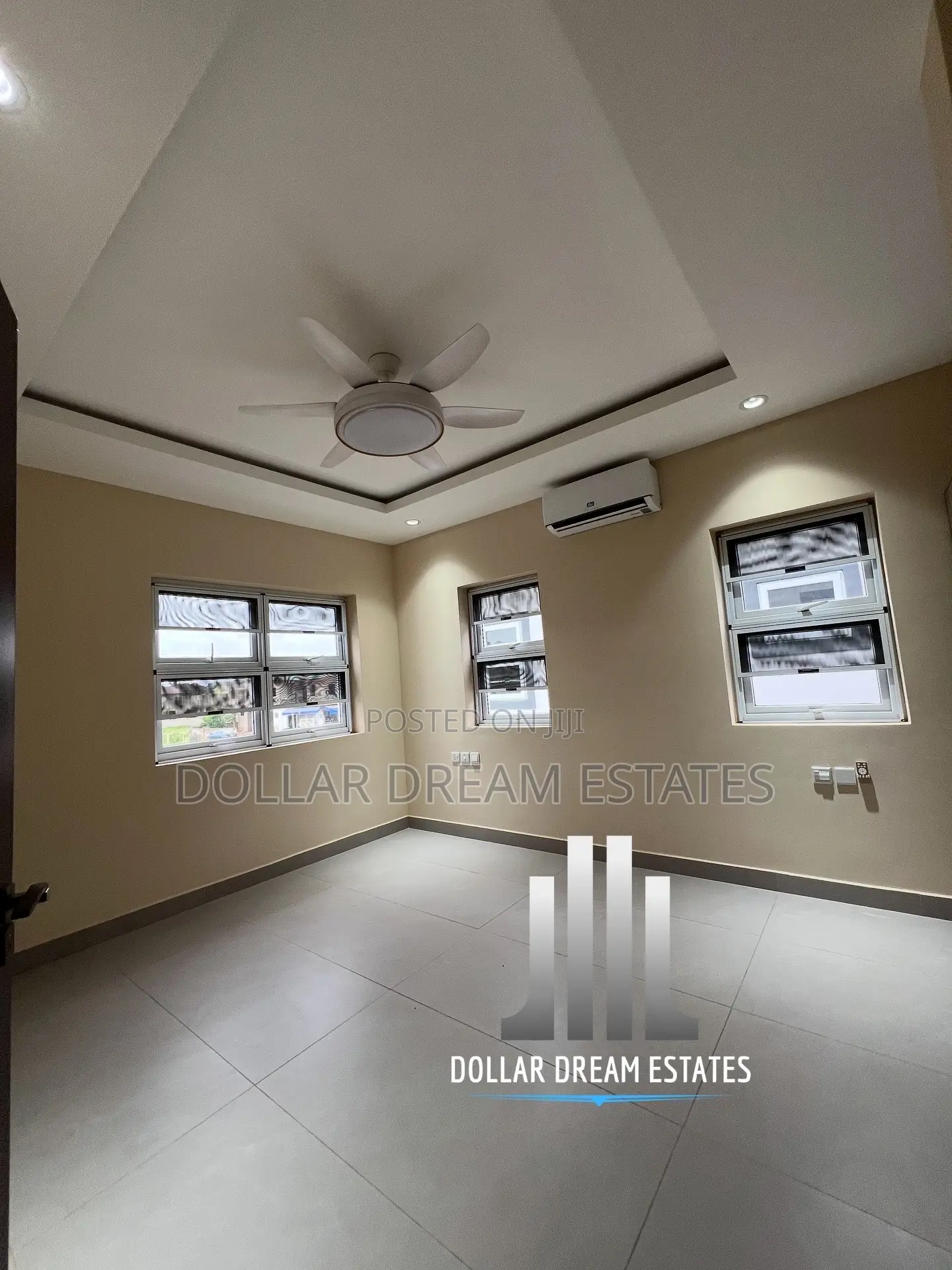 4bdrm House in Lake Side Estate for sale