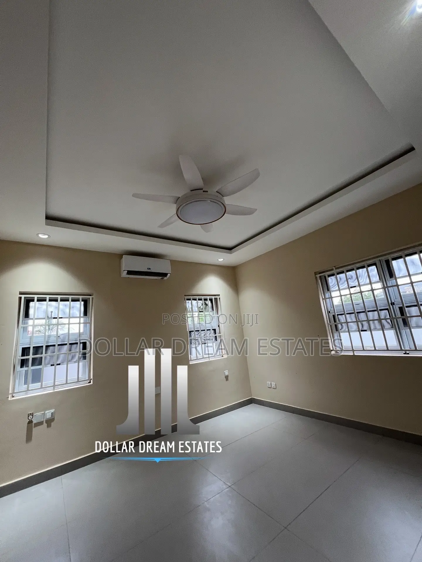 4bdrm House in Lake Side Estate for sale