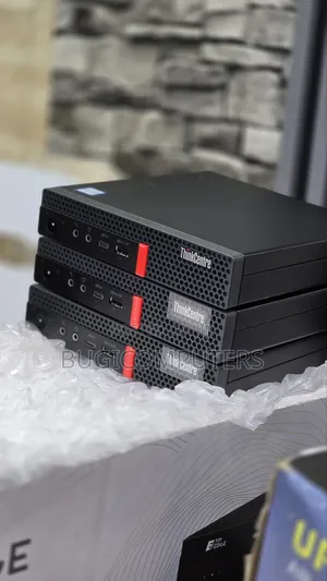 Desktop Computer Lenovo ThinkCentre M720 8GB Intel Core I5 SSD 256GB