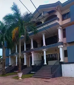 3bdrm Apartment in Ofankor The Hospital for rent