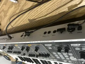 Roland Gaia Sh-01