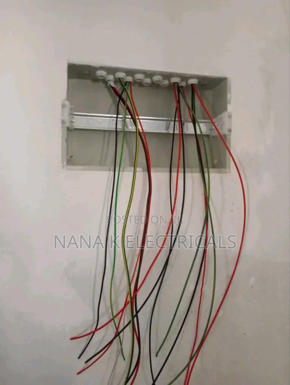 We Offer Good and Guality Materials So Call