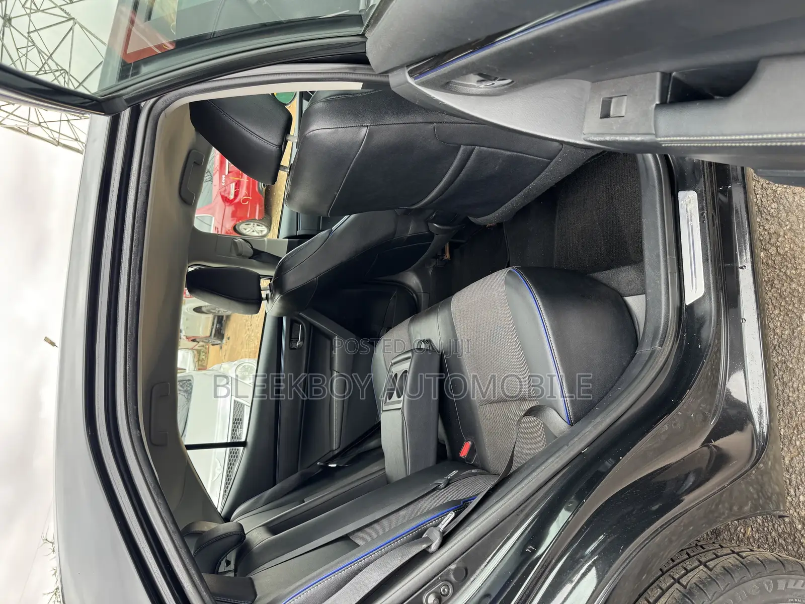 Toyota Corolla SE Special Edition 4dr Sedan (1.8L 4cyl CVT) 2017 Black