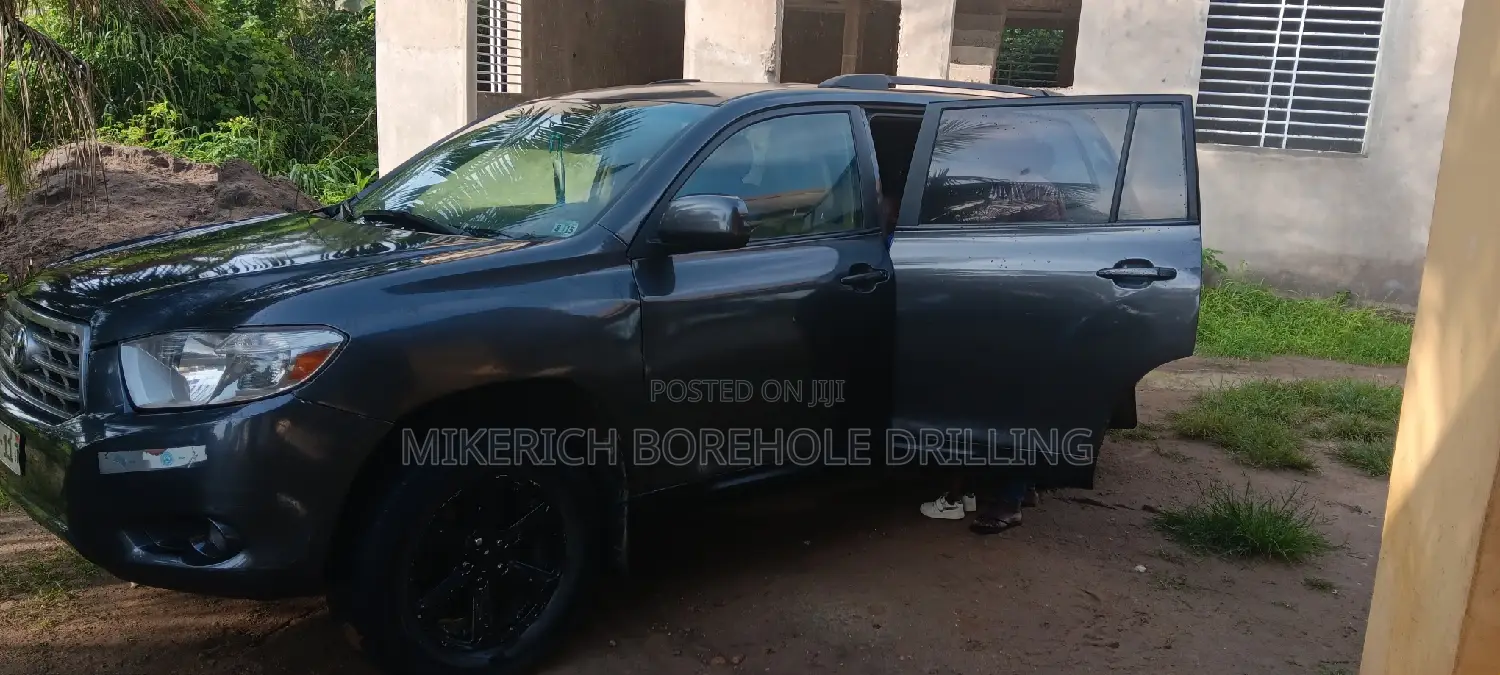 Toyota Highlander Limited 2010 Gray