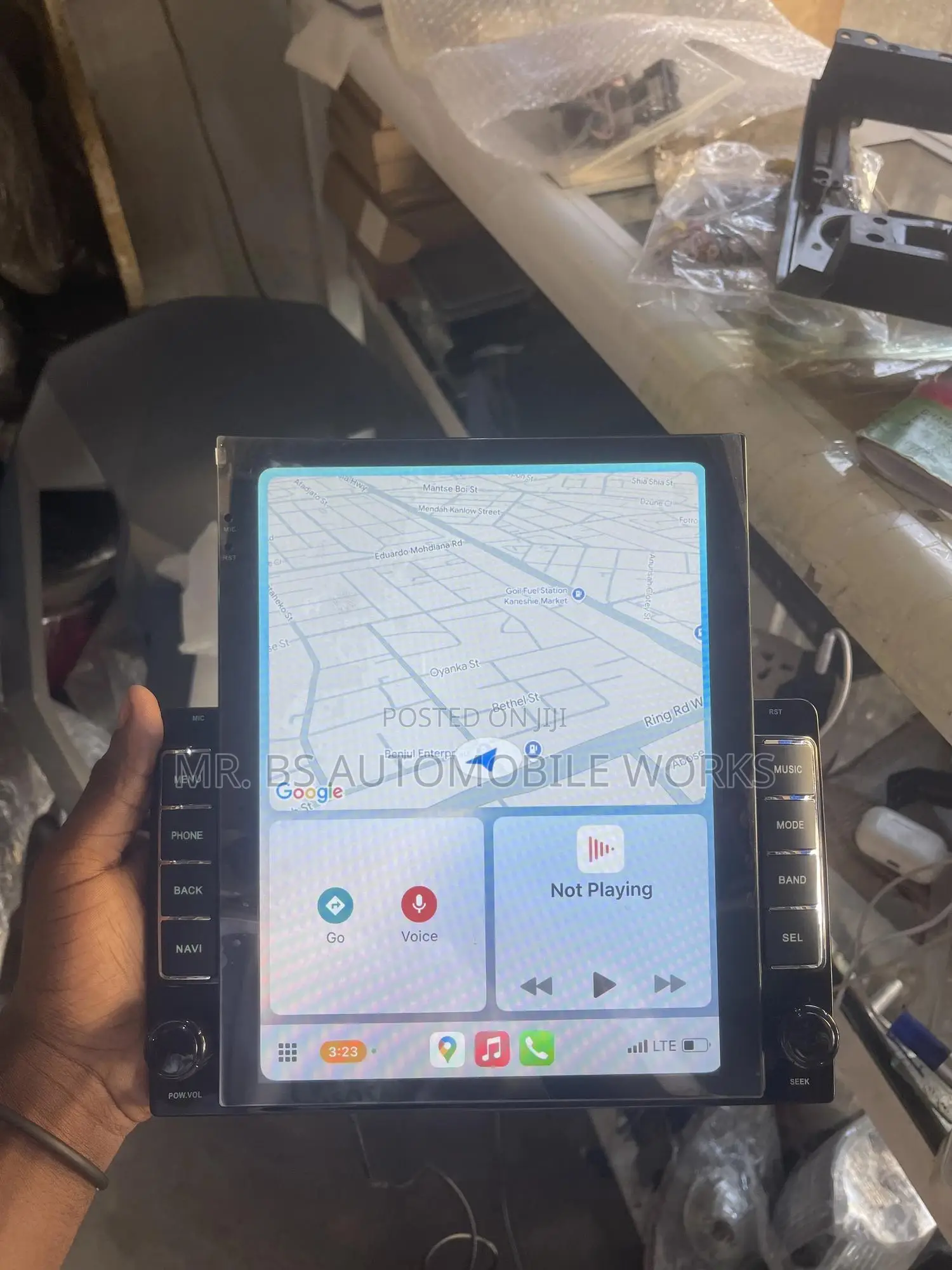 Apple Carplay & Android Auto Tesla Screen