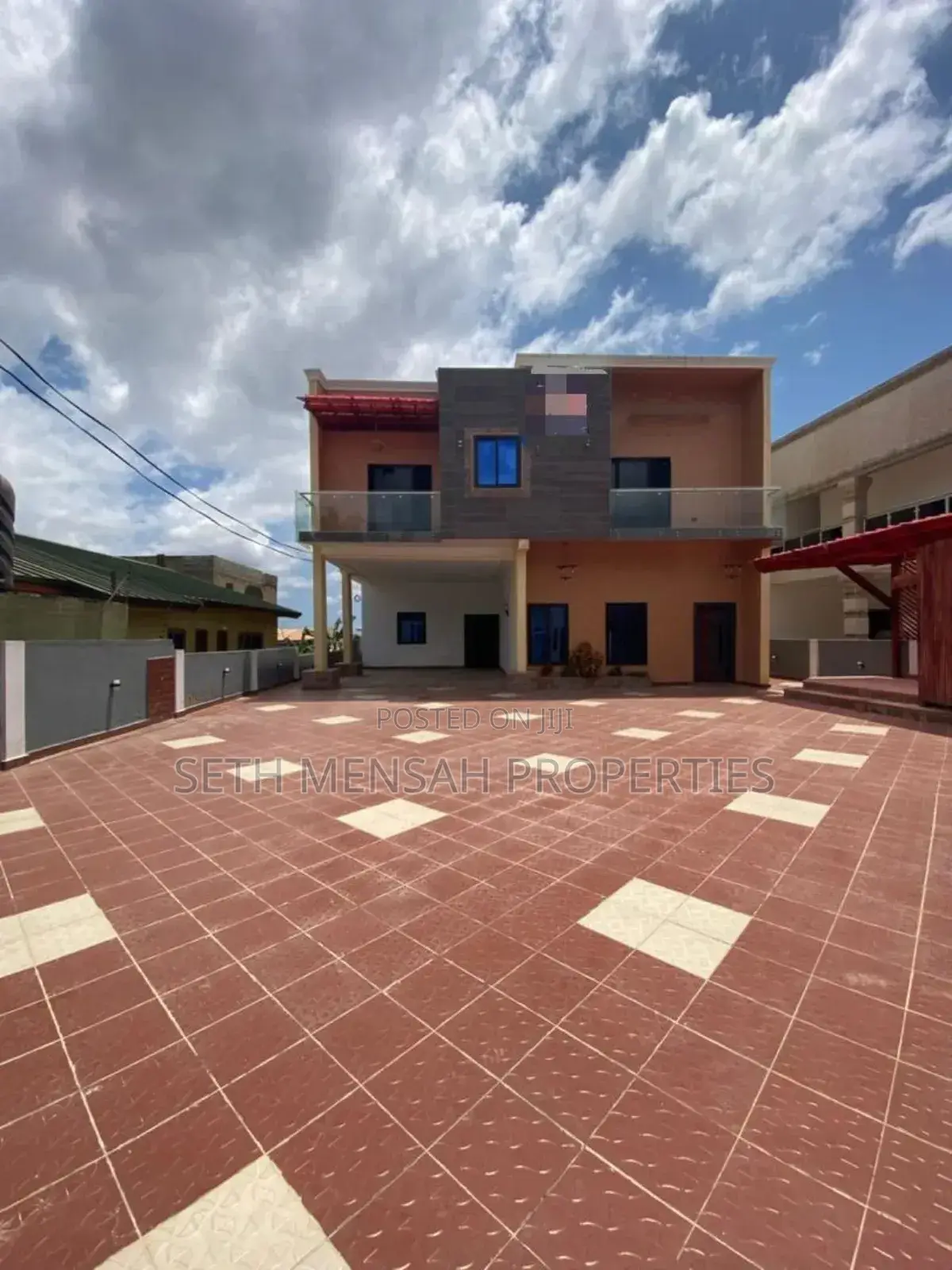4bdrm House in Kwabenya for sale