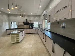 4bdrm House in Kwabenya for sale