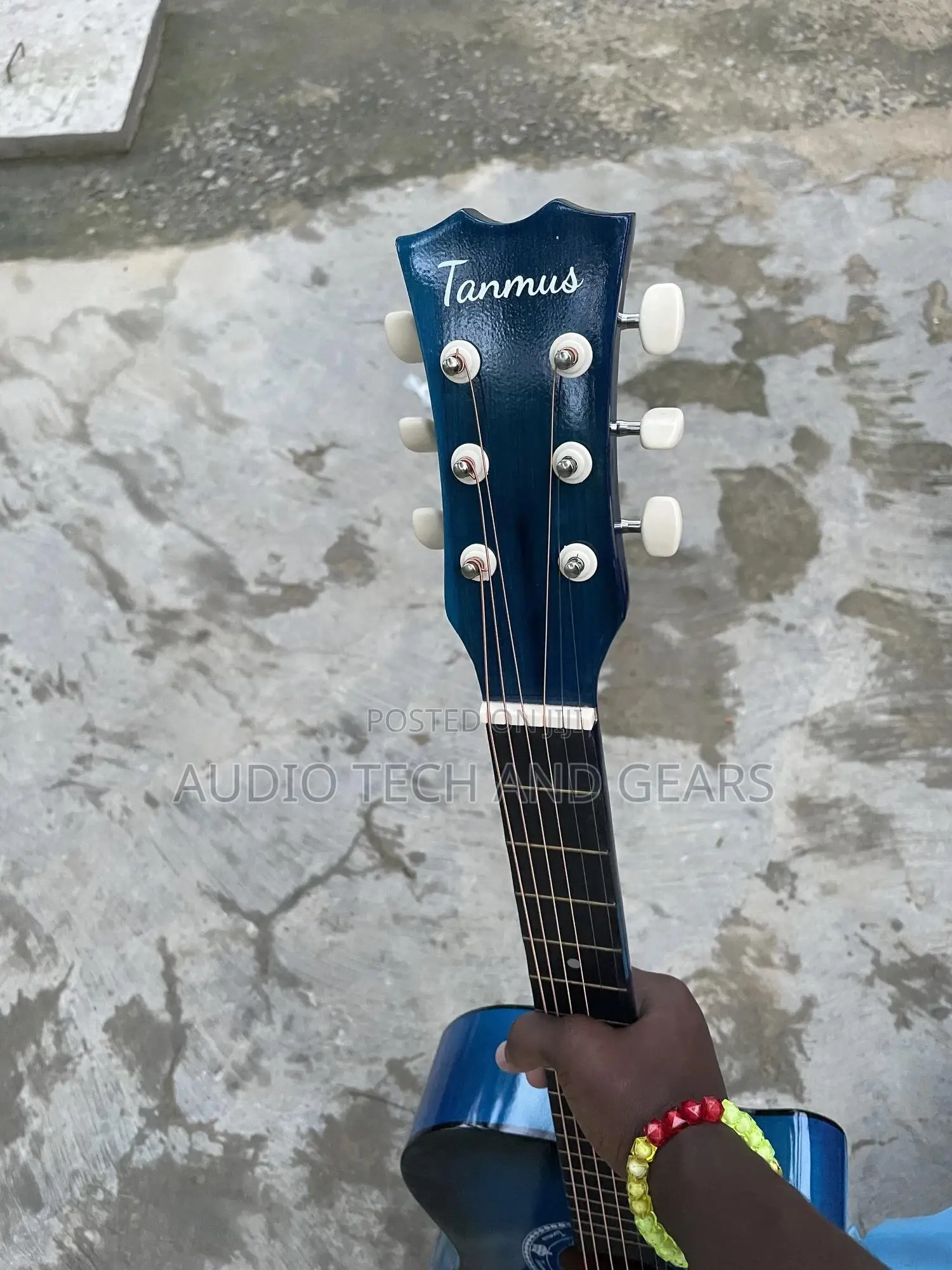 Tanmus Acoustic Guitar