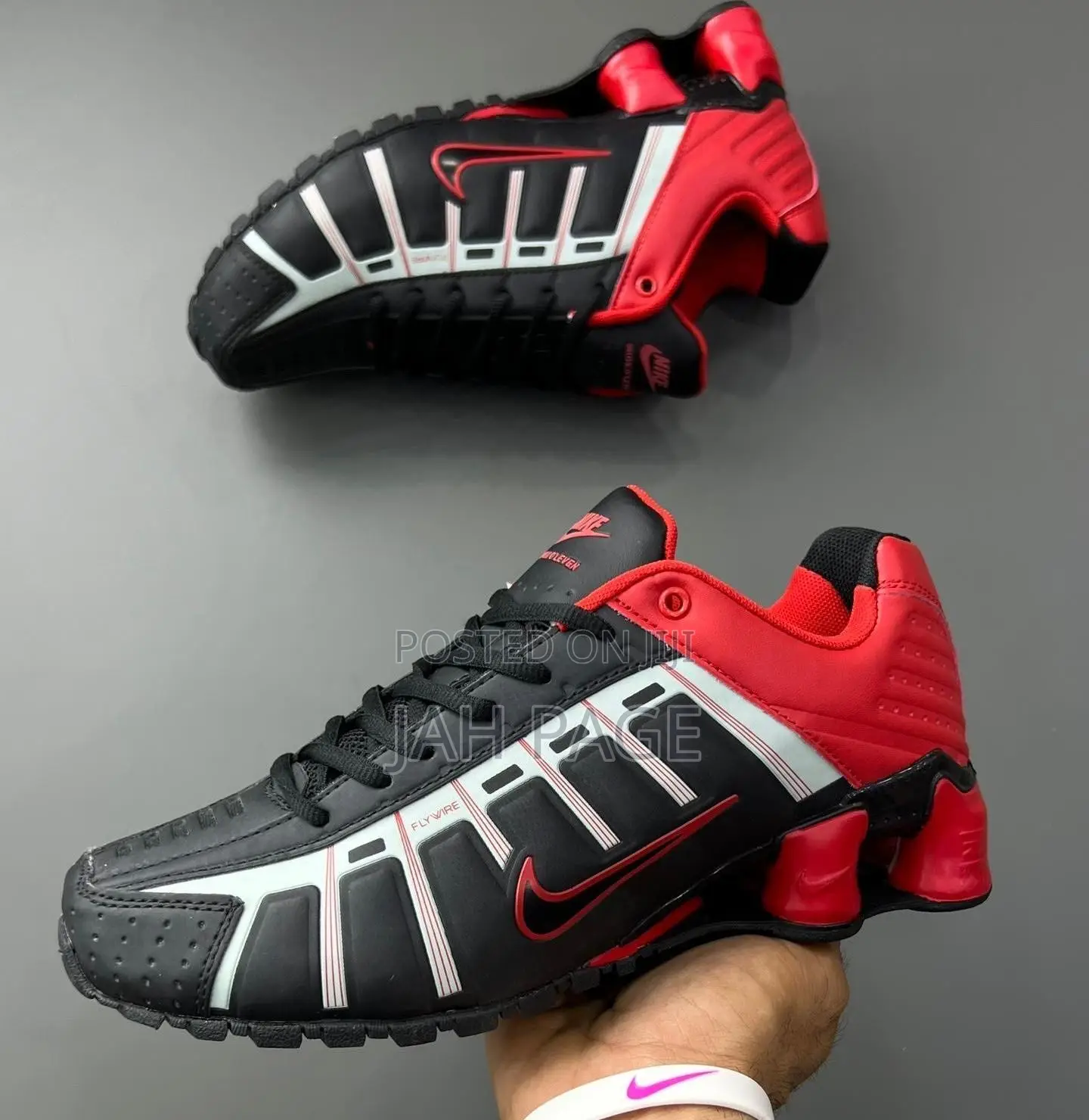 Nike Shocks
