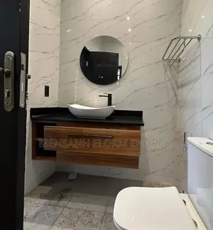 Kitchen Cabinets and Wall Dropp