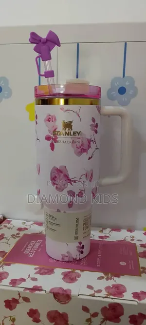 Stanley Cups (Floral Loveshack Fancy)
