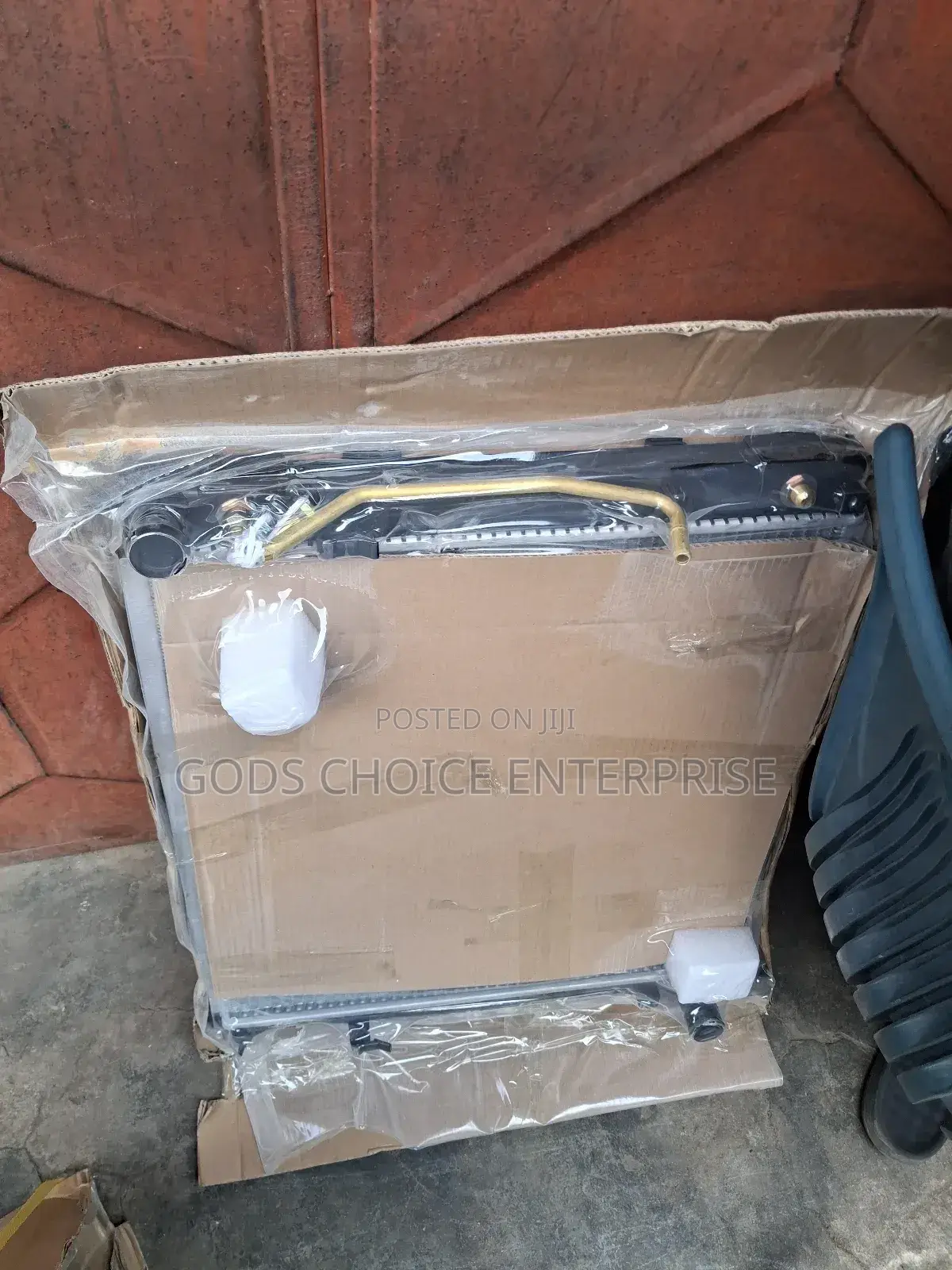 Radiator Water Tank Santafe 2014-2018