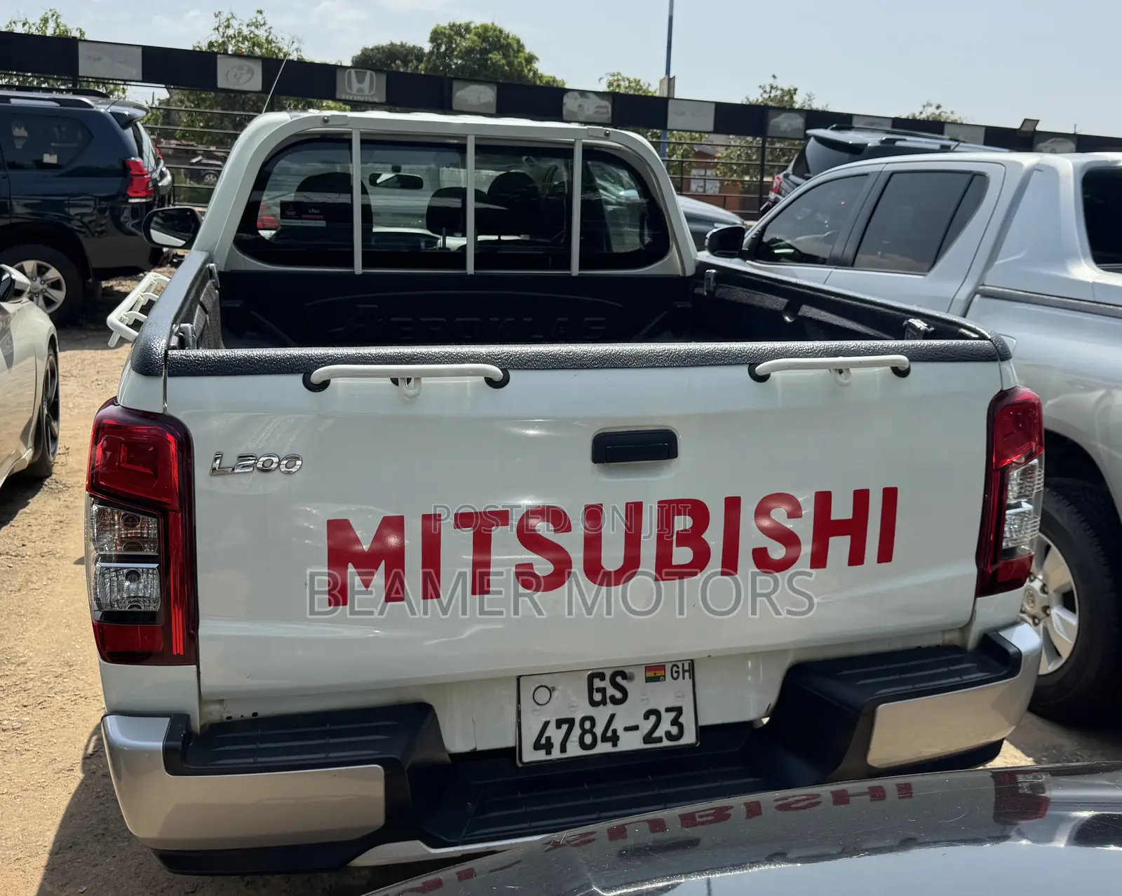 Mitsubishi L200 2023 White