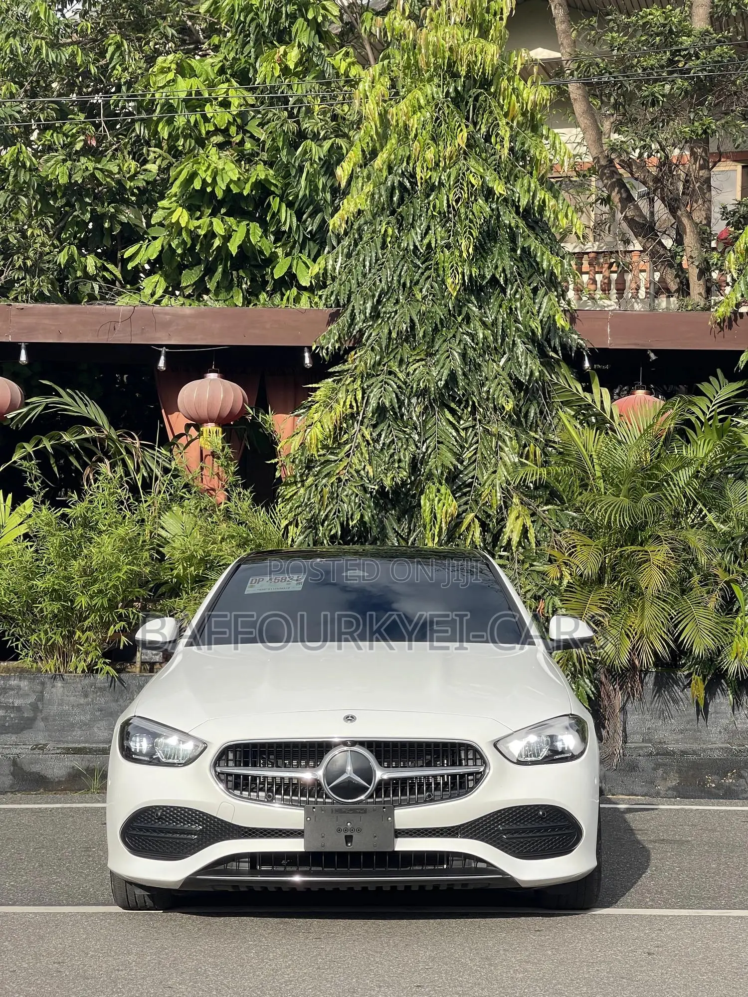 Mercedes-Benz C300 2024 White