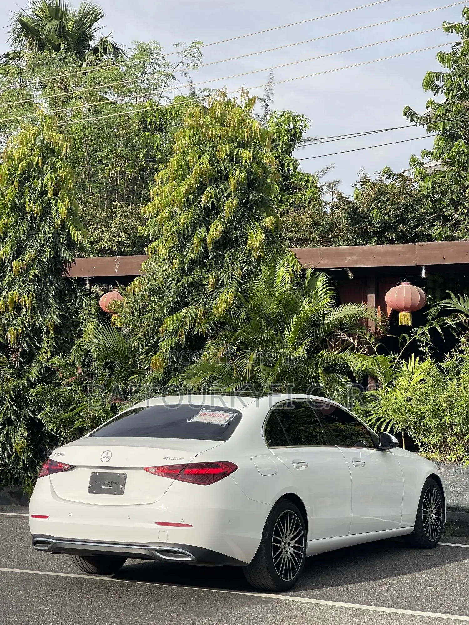 Mercedes-Benz C300 2024 White