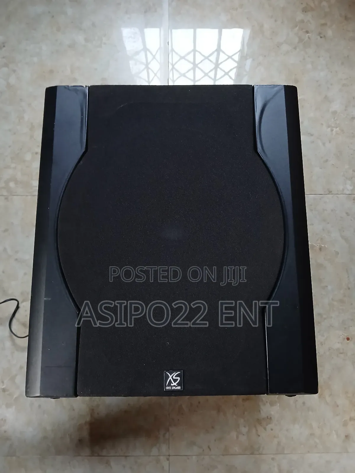 Xs N P - 1 10" Powered Subwoofer,