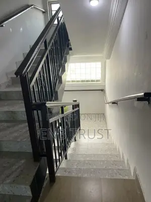 11bdrm Mansion in Tetegu for rent