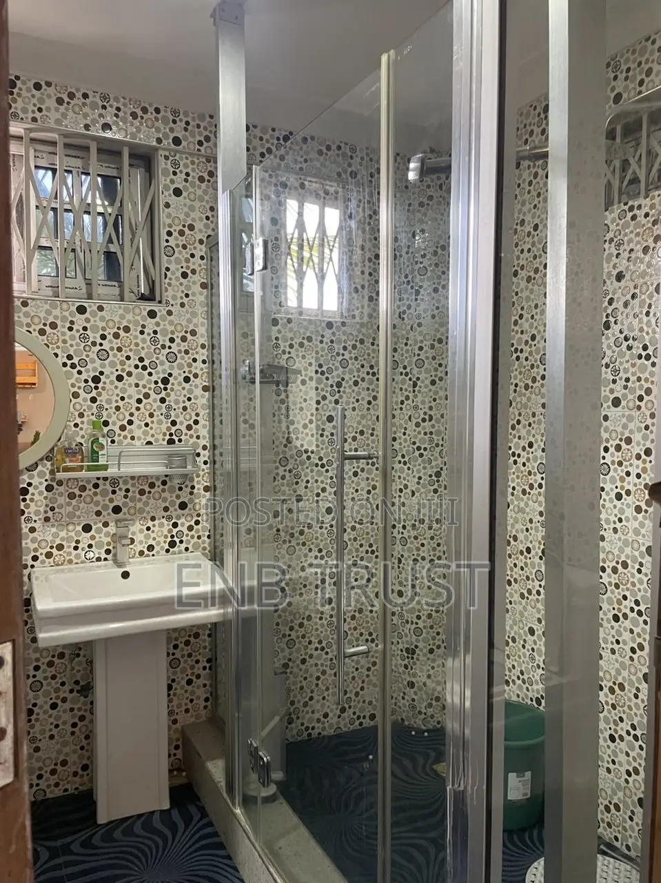 11bdrm Mansion in Tetegu for rent