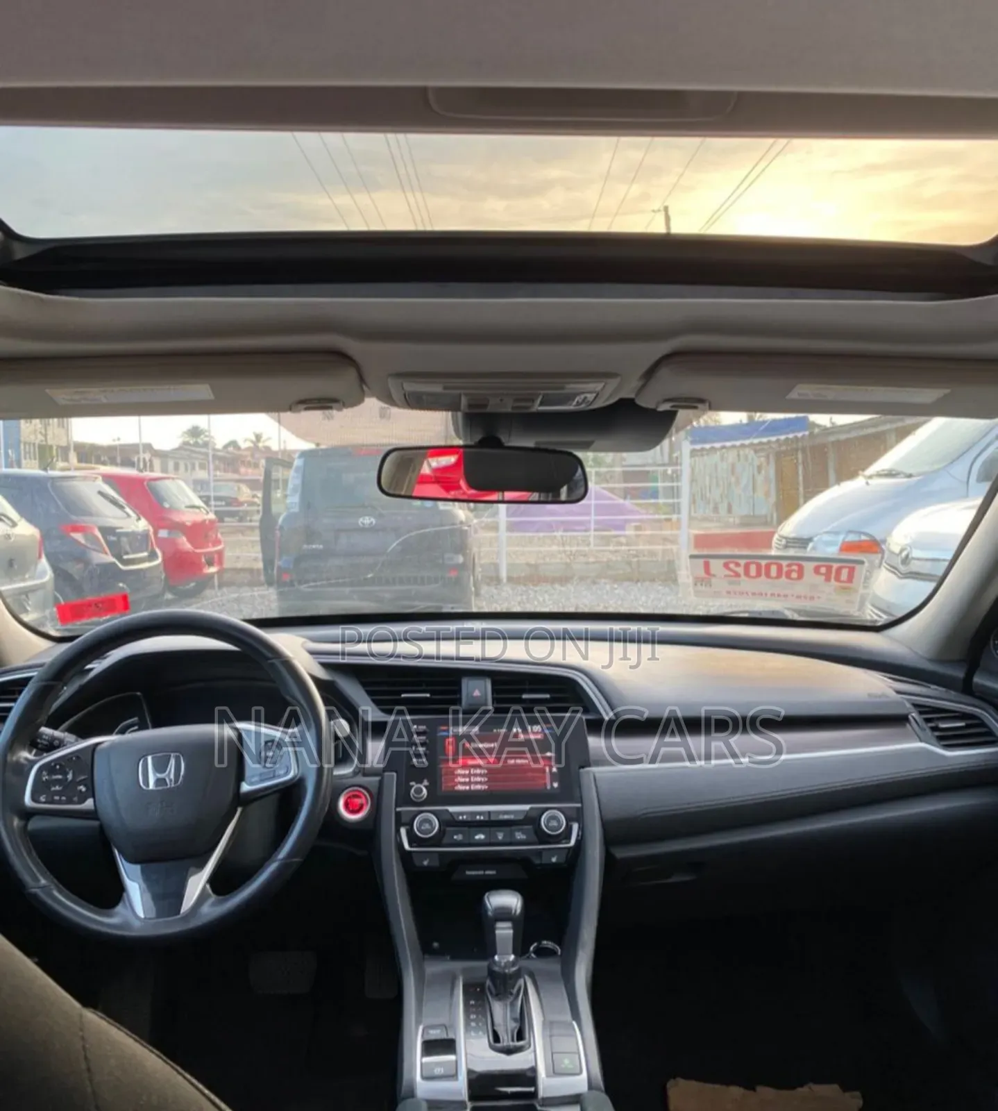 Honda Civic EX Hatchback 2019 Gray
