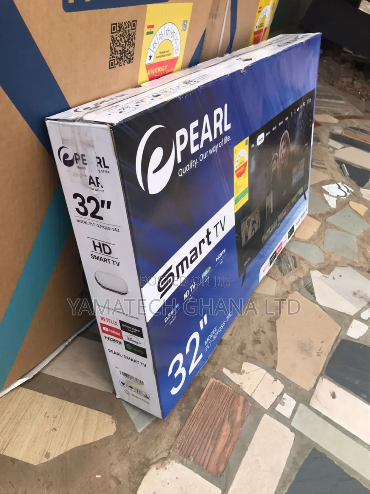 Pearl Quality Display Slim And Flameless 32" Smart Tv