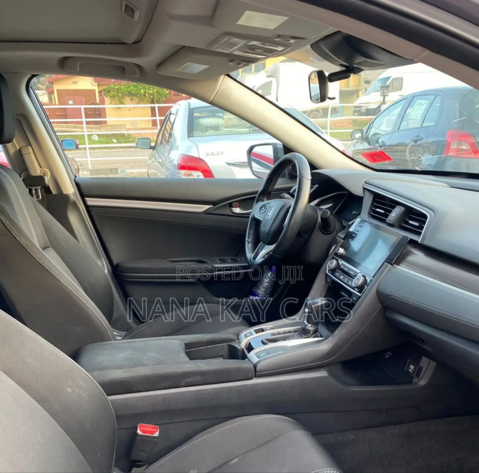 Honda Civic EX Hatchback 2019 Gray
