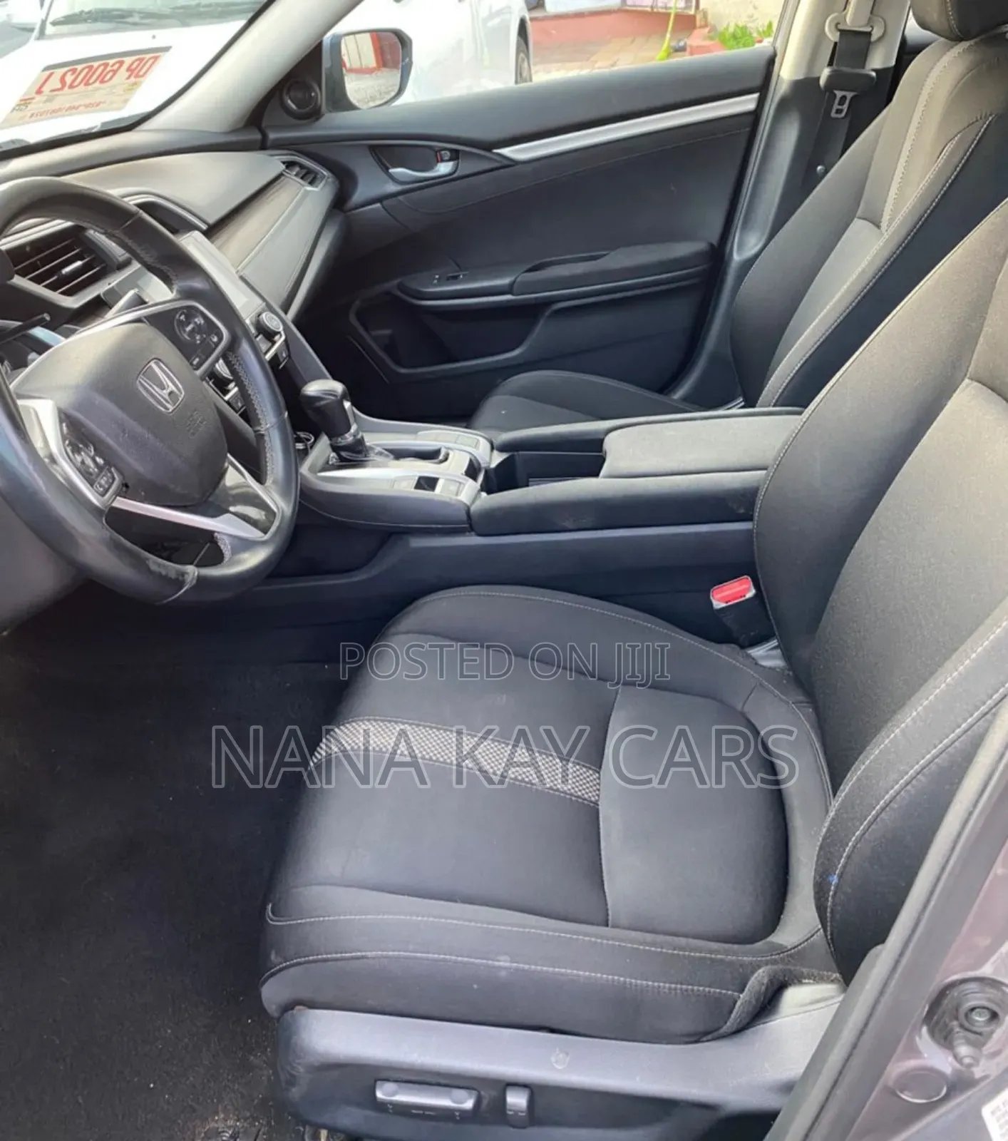 Honda Civic EX Hatchback 2019 Gray